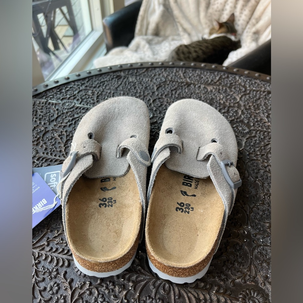 BIRKENSTOCK BOSTON SUEDE CLOGS IN STONE COIN 36 EU 5 US NARROW - Picture 7 of 9